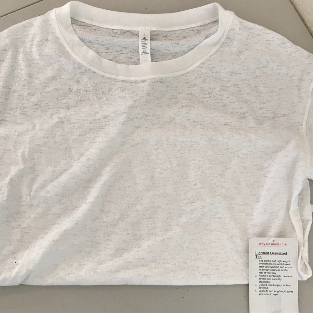 NWT WHITE LULULEMON LIGHTEST OVERSIZED TEE -Size 2 - Picture 2 of 8